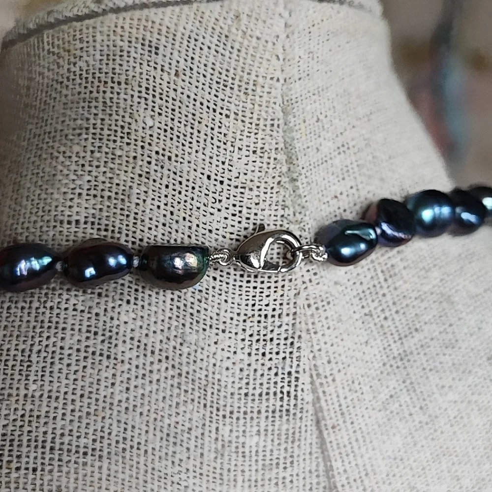 Peacock Freshwater Pearl Blue Gray Green Purple Single Strand Necklace Oil Slick
